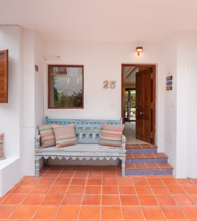 Resa estates Ibiza for sale te koop appartement Santa Gertrudis entrance 4.jpg